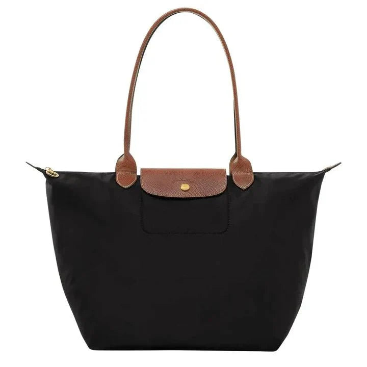 Chic Urban Shoulder Bag - Trendy Design with Functional Elegance